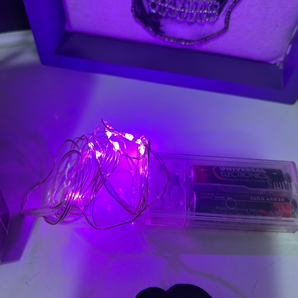 Fun Spooky decor bundle! - Picture 3 of 10